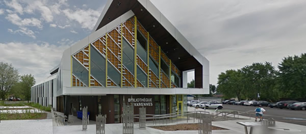 図書館全景（ヴァレンヌ市HPに掲載されているGoogle street view 2015年7月撮影）